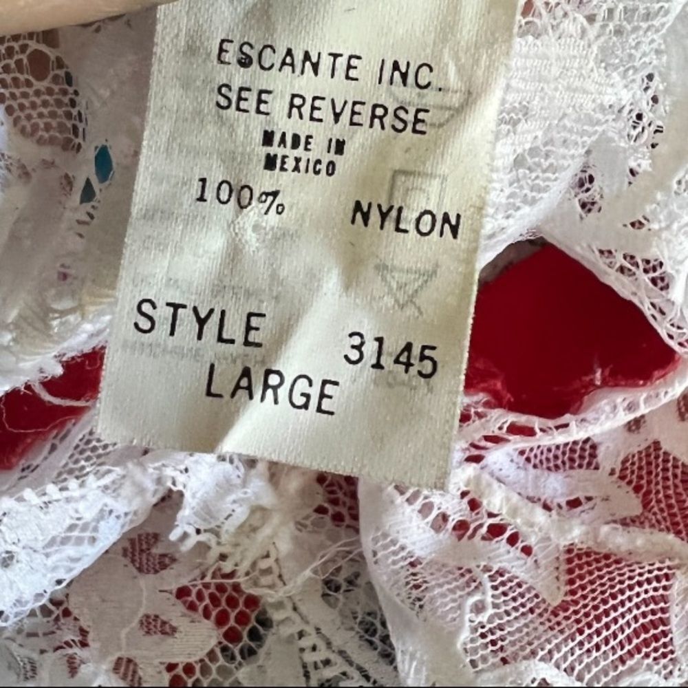 Vintage Delicates Negligee - Picture 6 of 7